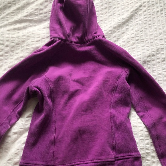 Lululemon Scuba Hoodie - Picture 3 of 3